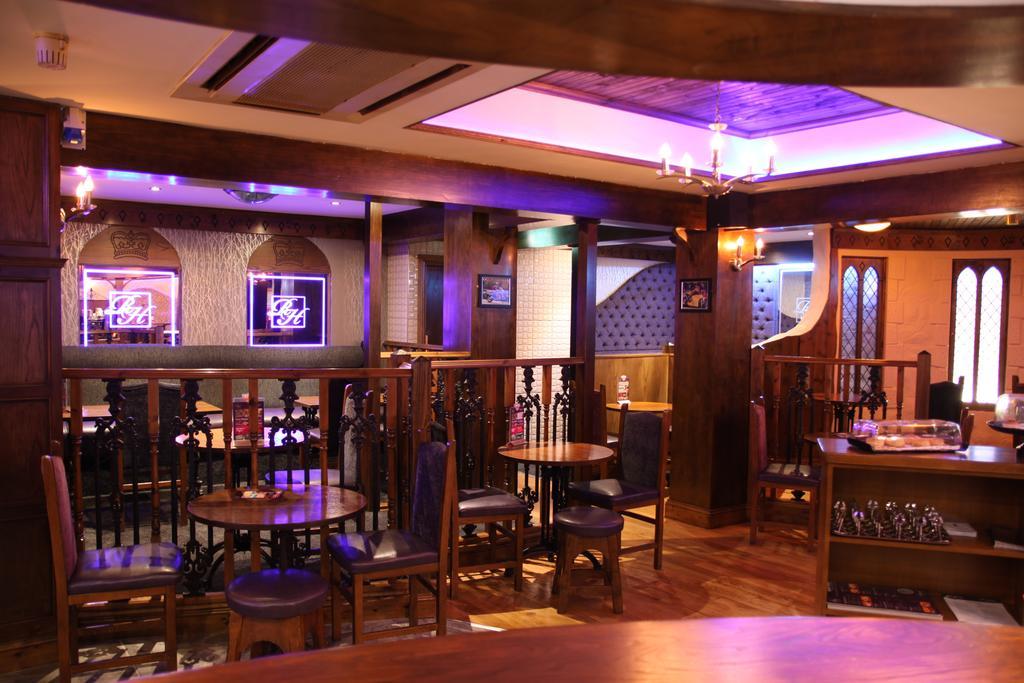 The Royal Hotel Cookstown Exteriér fotografie