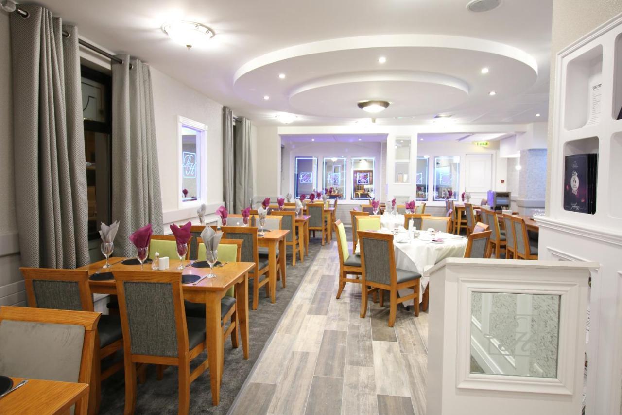 The Royal Hotel Cookstown Exteriér fotografie