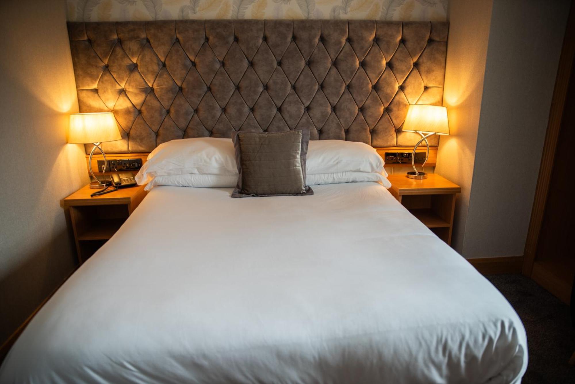 The Royal Hotel Cookstown Exteriér fotografie