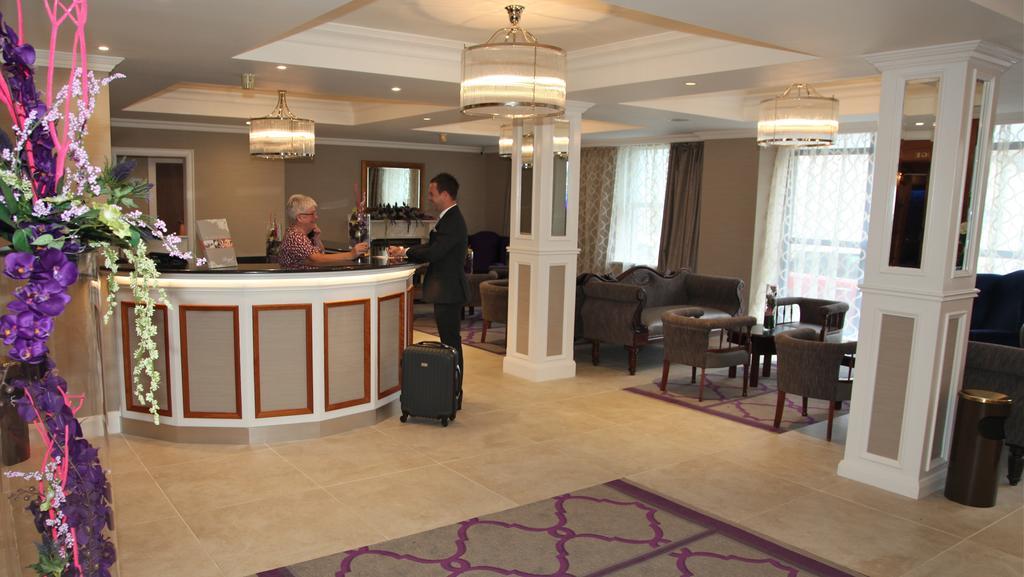The Royal Hotel Cookstown Exteriér fotografie
