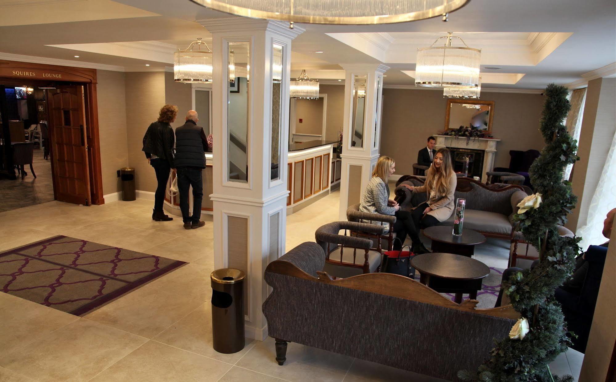 The Royal Hotel Cookstown Exteriér fotografie
